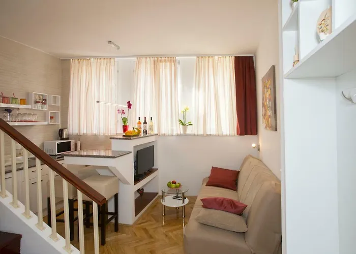 Apartment&room Lea Maison d'hôtes